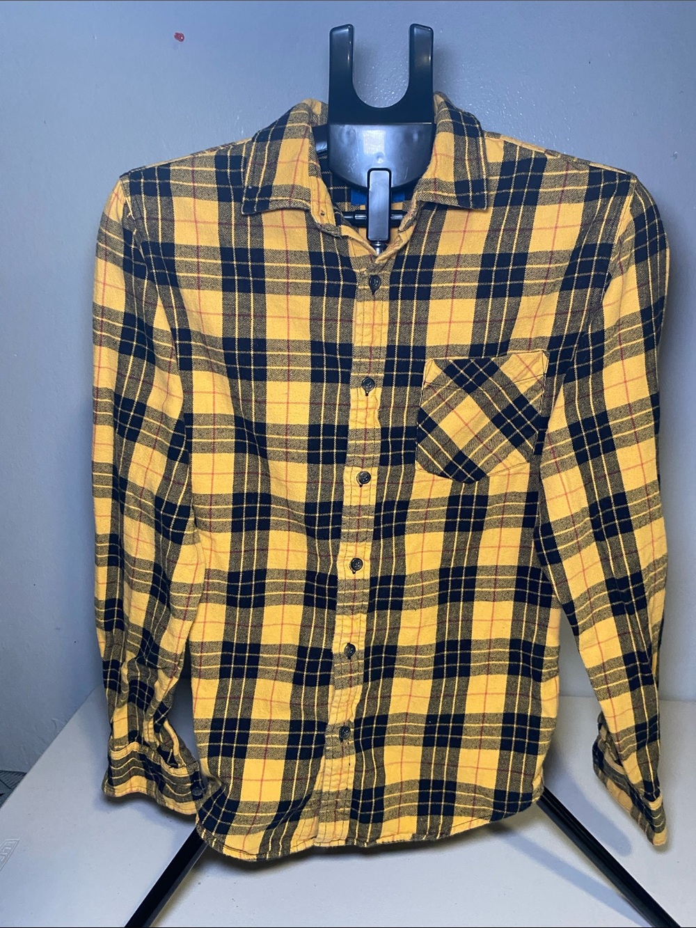 Arizona Jean Company Yellow and Black Plaid Button-Down Shirt